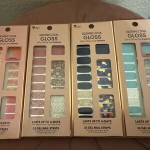 Dashing Diva Gloss Ultra Shine Gel Palette - Multi-Color Nail Strips